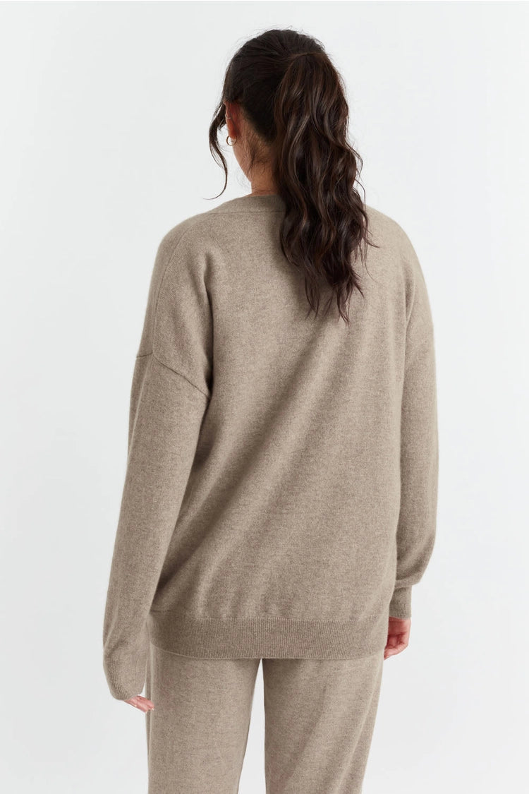 100% Oatmeal V Neck Cashmere Sweater